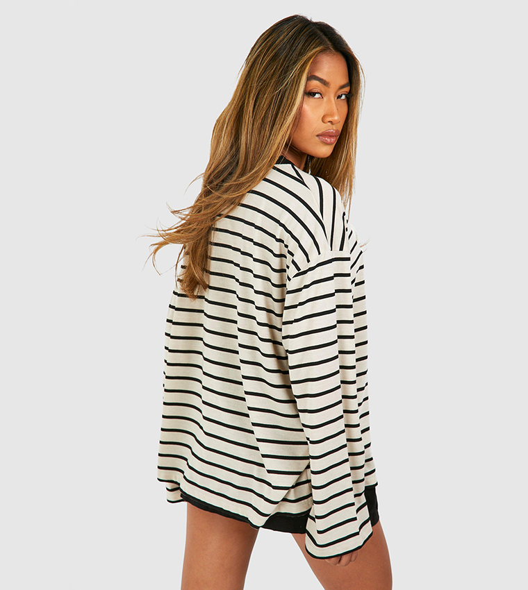 Wide Sleeves Thin Stripe T-Shirt