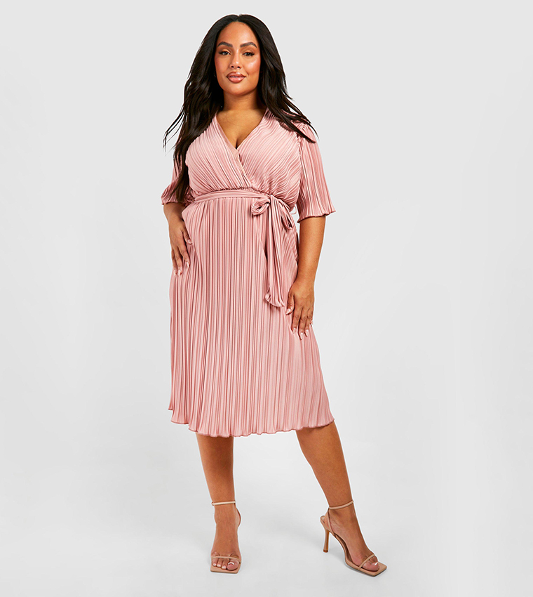 Buy Boohoo Wide Plisse Short Sleeves Skater Dress In Pink 6thStreet Bahrain