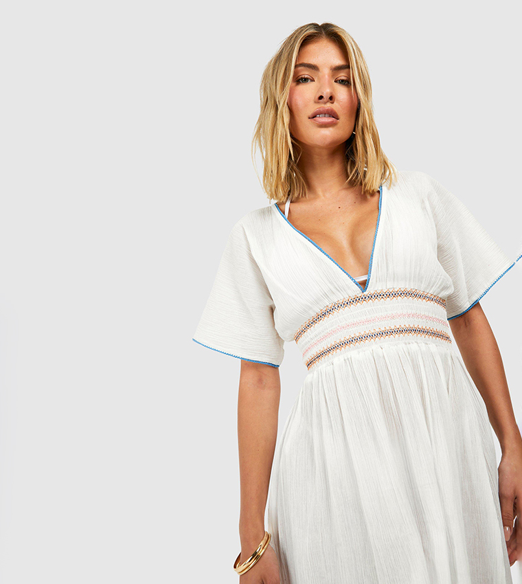 Buy Boohoo Embroidered Crinkle Beach Maxi Dress In White 6thStreet UAE