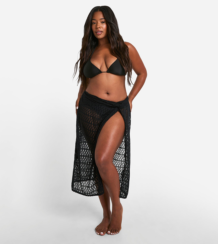 Curve beach wear online