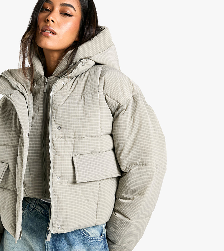 Hooded Textured Puffer Jacket