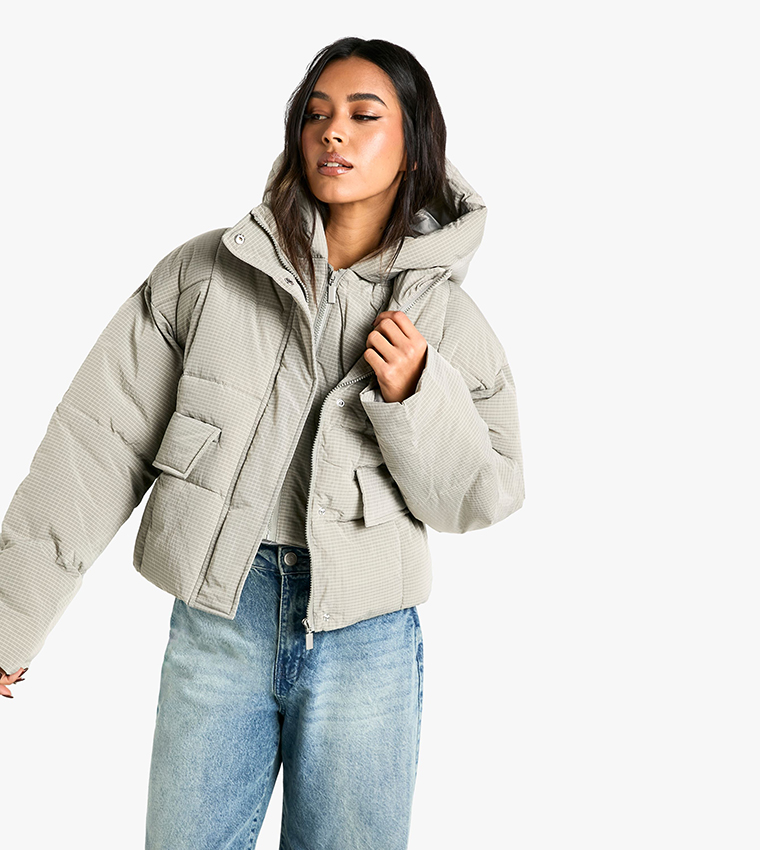 Hooded Textured Puffer Jacket