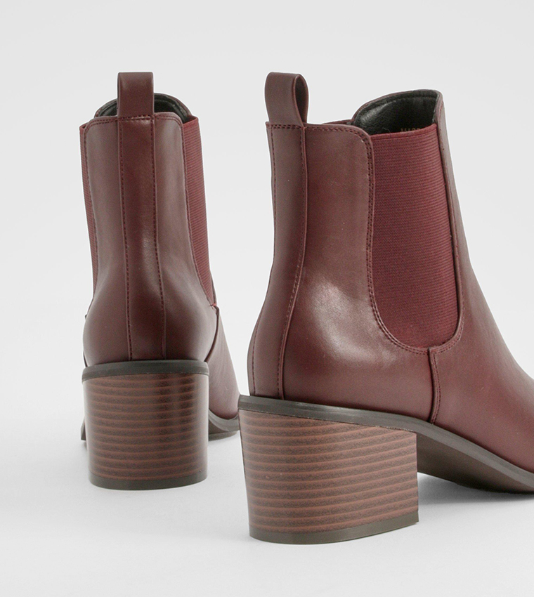Wooden Block Heel Tab Detail Chelsea Boots