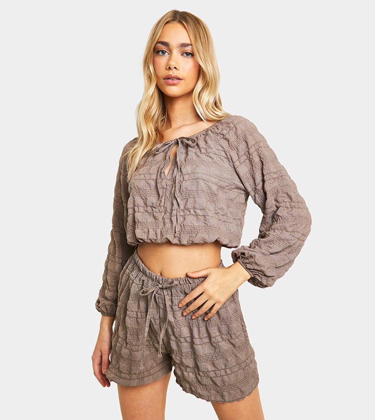 Textured Tie Front Top & Flippy Shorts Set