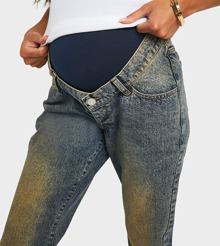 Buy Boohoo High Waist Maternity Mom Fit Jeans In Blue 6thStreet Bahrain