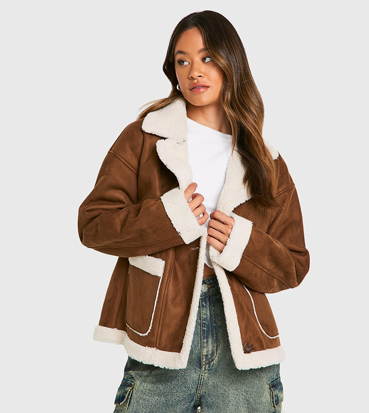 جاكيت جلد مزخرف بفرو للمقاسات الطويلة