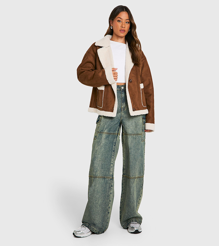 جاكيت جلد مزخرف بفرو للمقاسات الطويلة