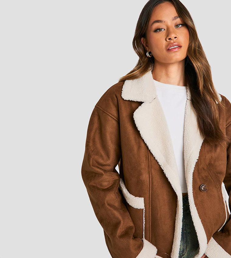 جاكيت جلد مزخرف بفرو للمقاسات الطويلة