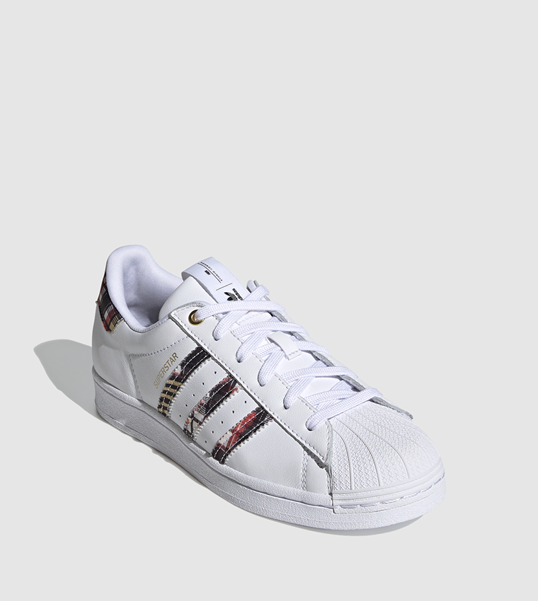 Buy Adidas Superstar Walking Shoes In White 6thStreet Qatar