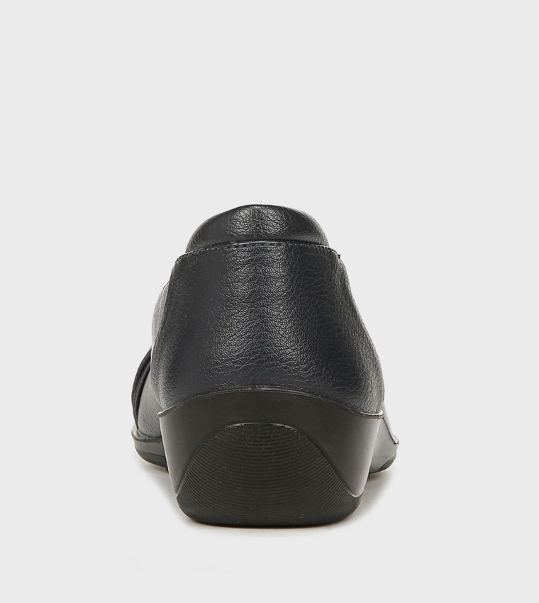 IMPACT Textured Ballerinas