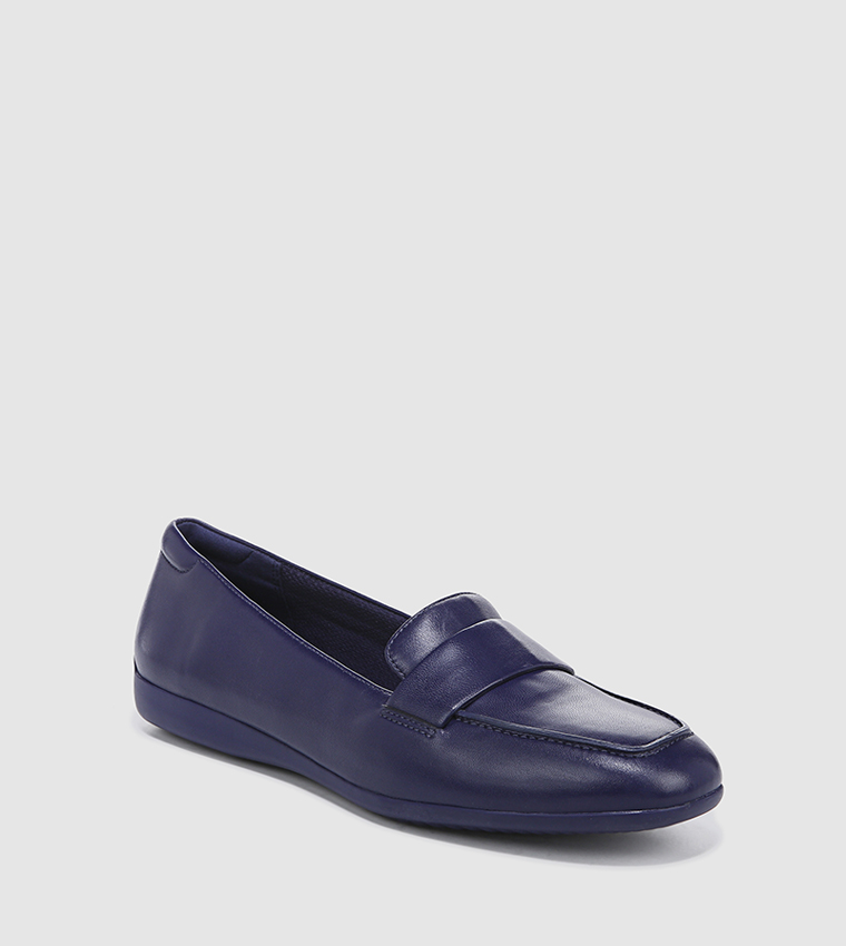 Naturalizer store navy loafers