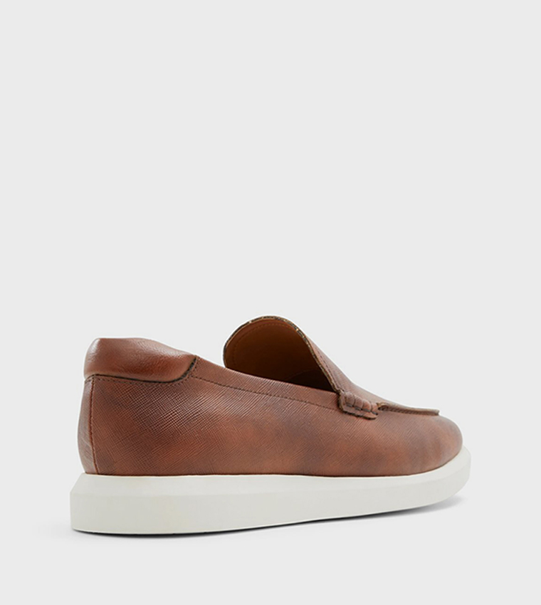HAYWORTH Round Toe Loafers