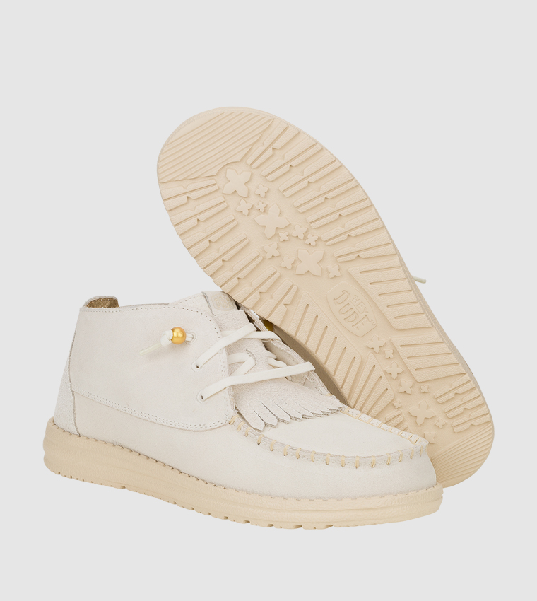 حذاء سليب أون برقبة متوسطة 