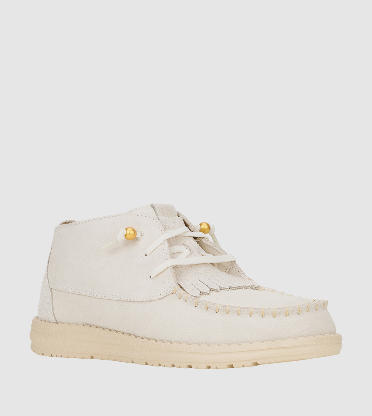 حذاء سليب أون برقبة متوسطة 