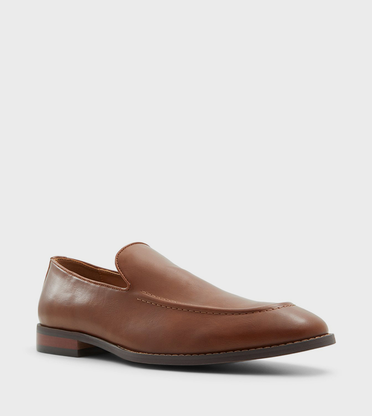 HEATHROW Textured Loafers