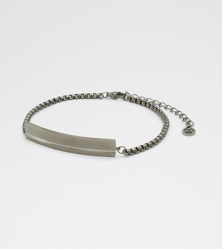 HENNDRIX Metal Charm Bracelet