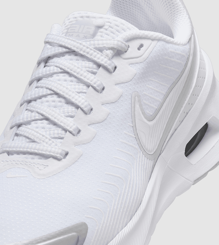 AIR MAX NUAXIS Color Block Lace-Up Shoes