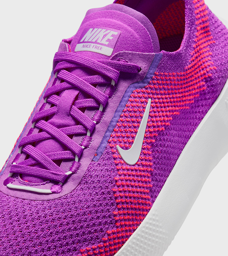 FREE 2025 Lace-Up Sneakers