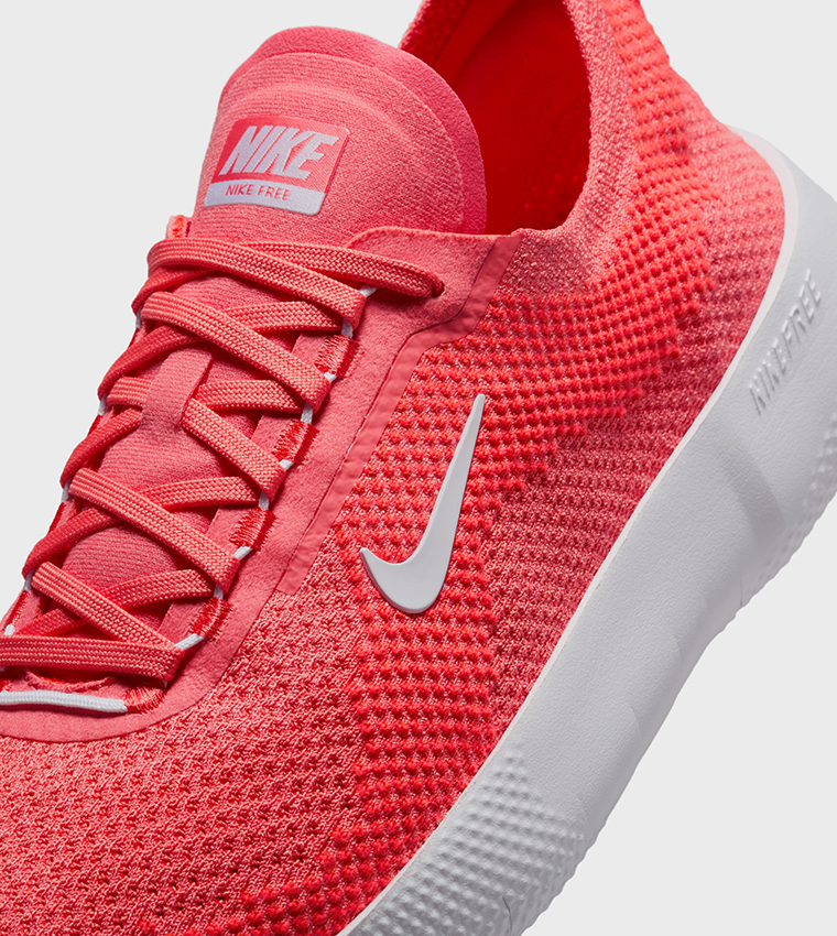 FREE 2025 Lace-Up Sneakers