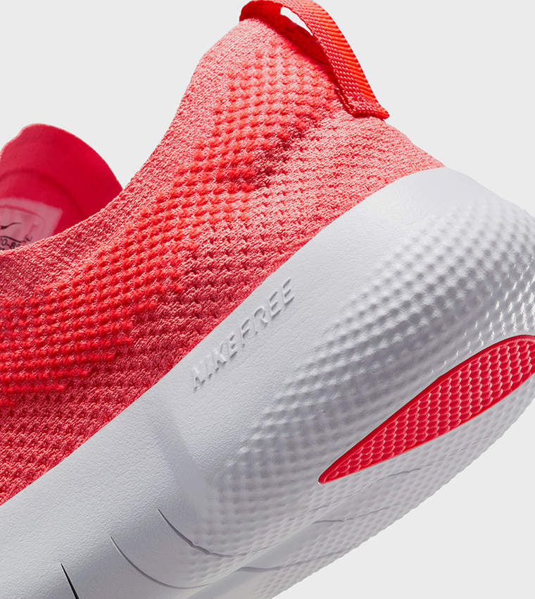 FREE 2025 Lace-Up Sneakers