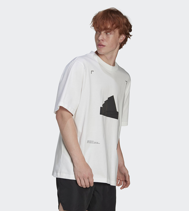 Oversized t 2025 shirt adidas