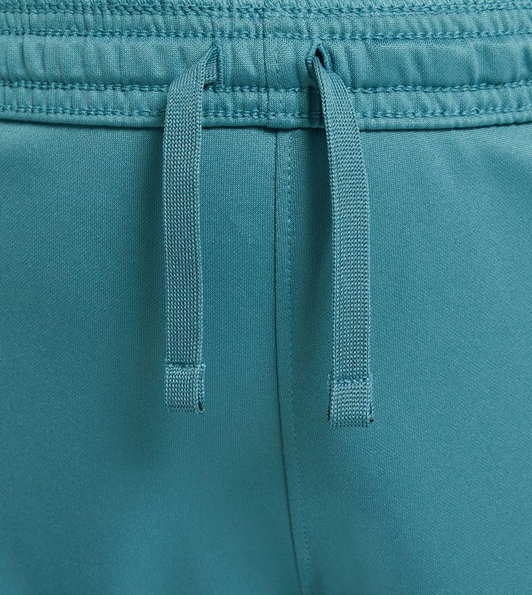 شورت بخصر مطاطي وشعار