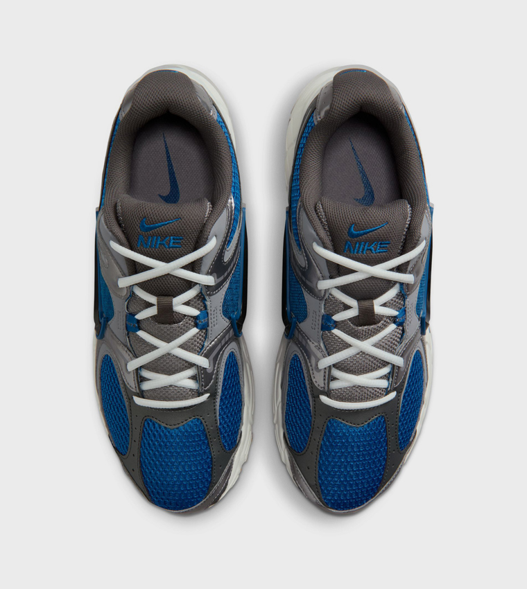 سنيكرز جري في 5 آر إن آر لونين