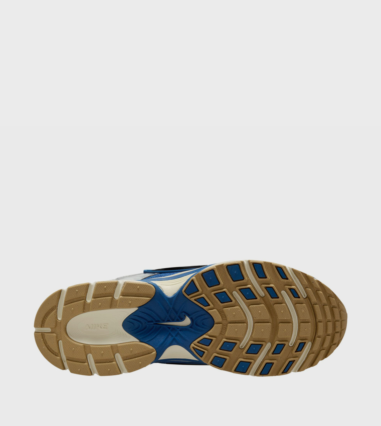 سنيكرز جري في 5 آر إن آر لونين