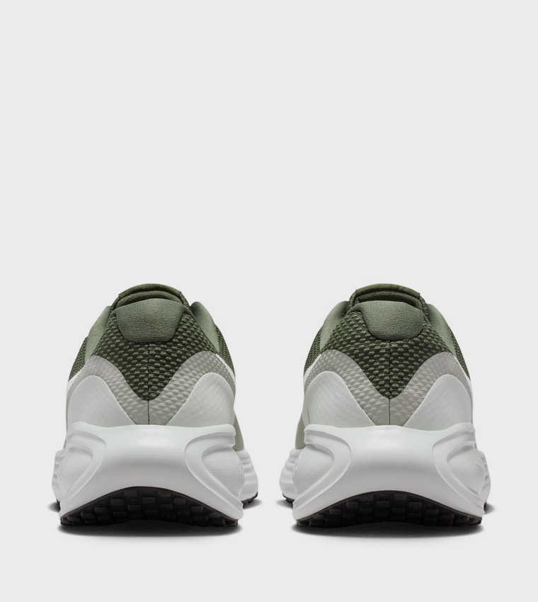 سنيكرز جري ريفوليوشن 8