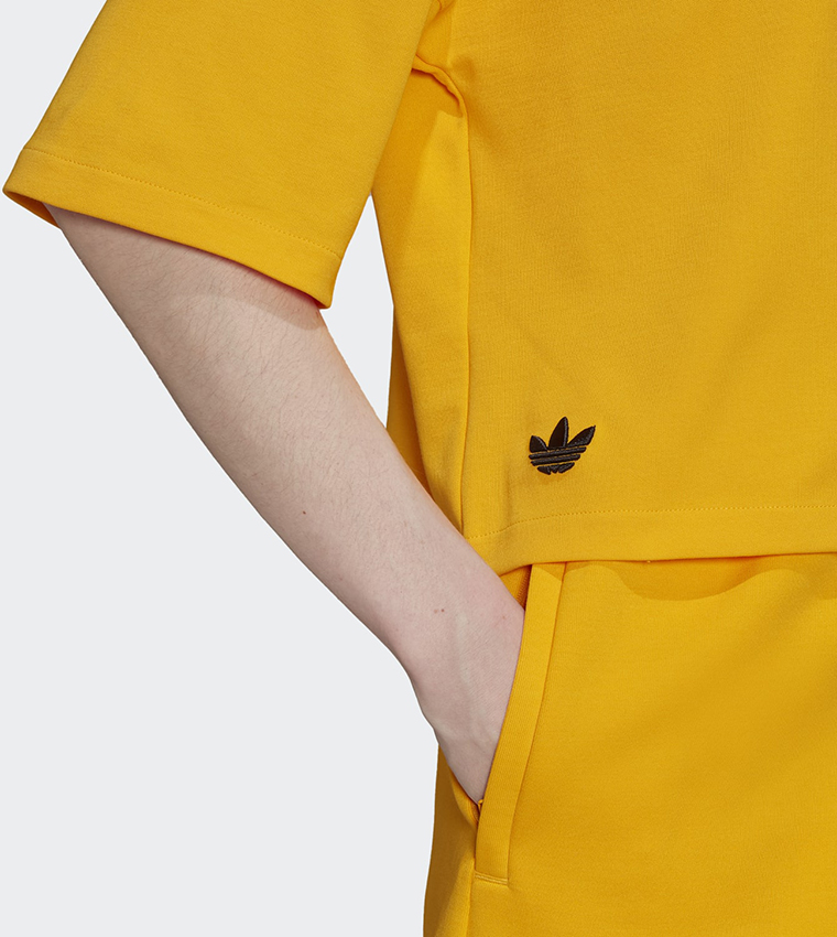 ☆Adidas☆Originals Adicolor Neuclassics Tee Dress Yellow adidas Originals adicolor three stripe t-shirt dress in