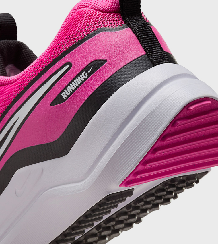 COSMIC Runner Sneakers