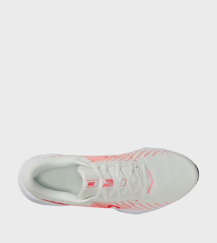 سنيكرز برباط ران ديفاي