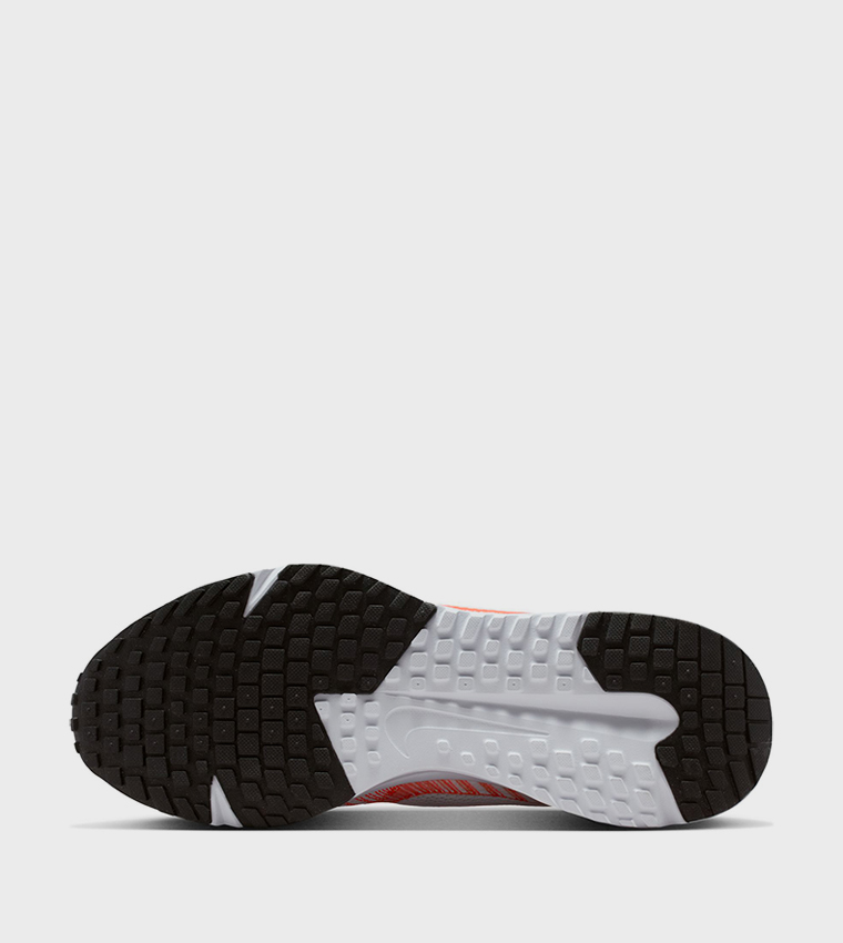 سنيكرز برباط ران ديفاي