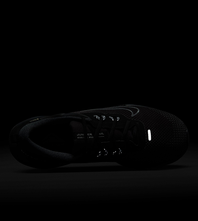 سنيكرز جري جونيبر تريل 2 مقاوم للماء