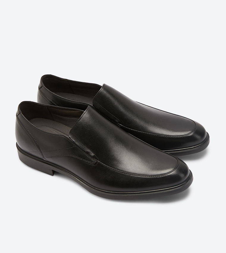 Turner Mt Block Heel Almond Toe Slip-Ons - Black