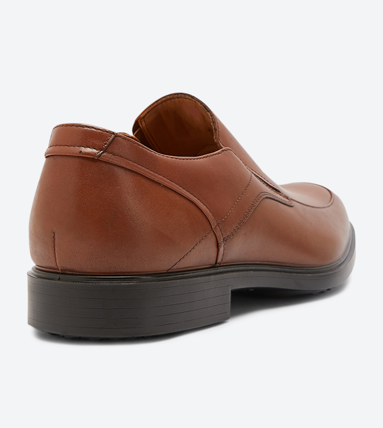 Turner Mt Block Heel Almond Toe Slip-Ons - Tan