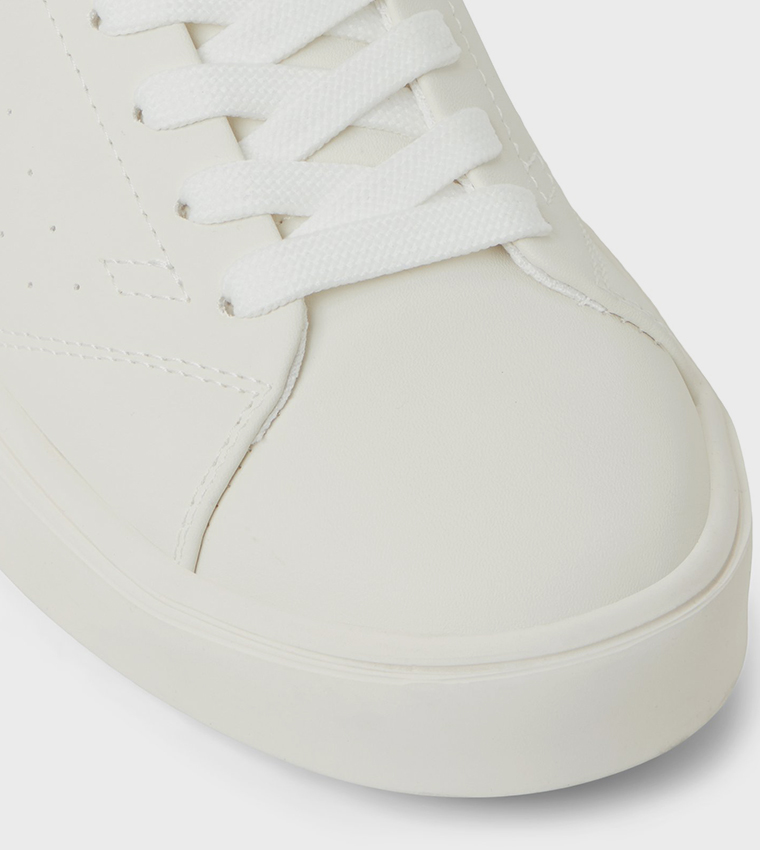 HOLLANDER Lace-Up Sneakers