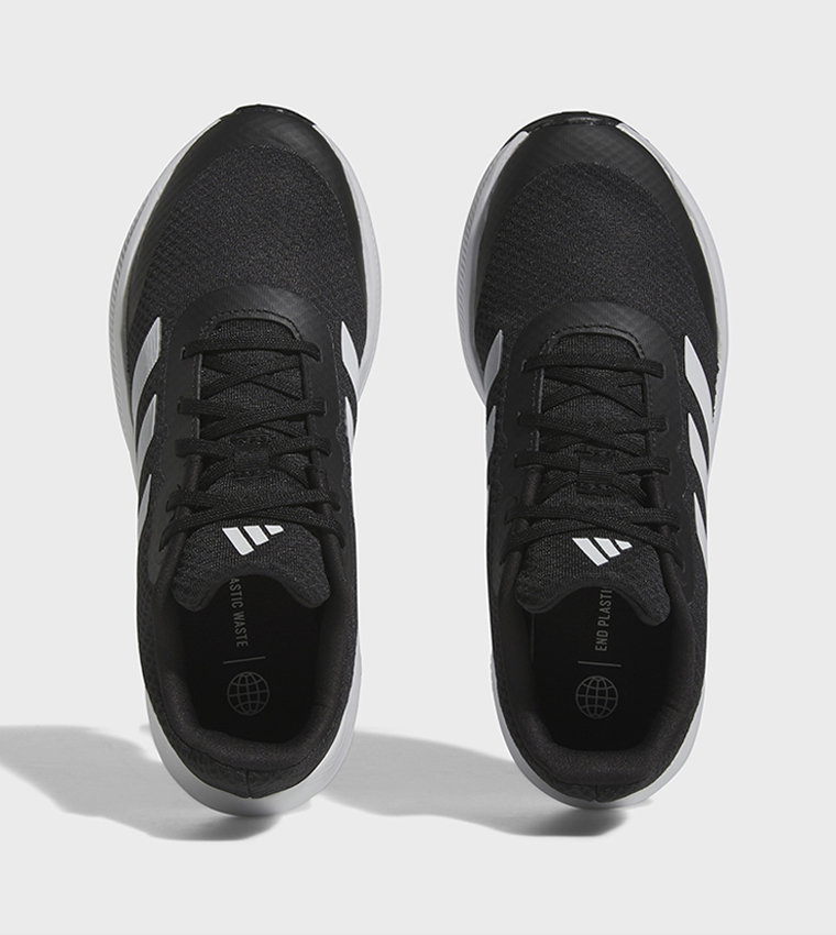 حذاء جري رنفالكون 3.0