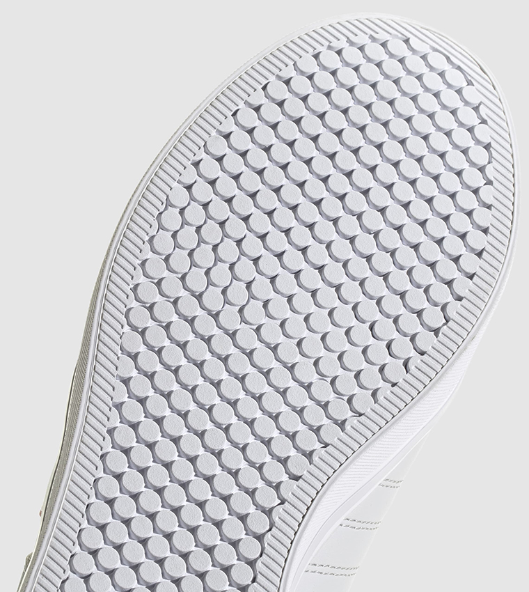 VS Pace 2.0 Lace-Up Shoes
