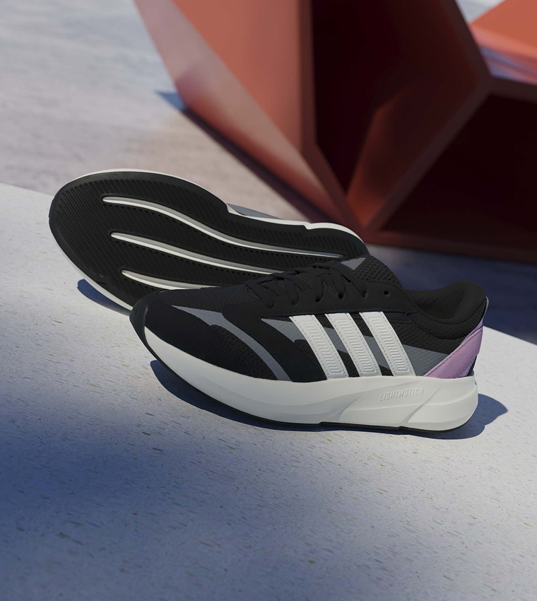 سنيكرز لايت شفت 2.0 مخطط