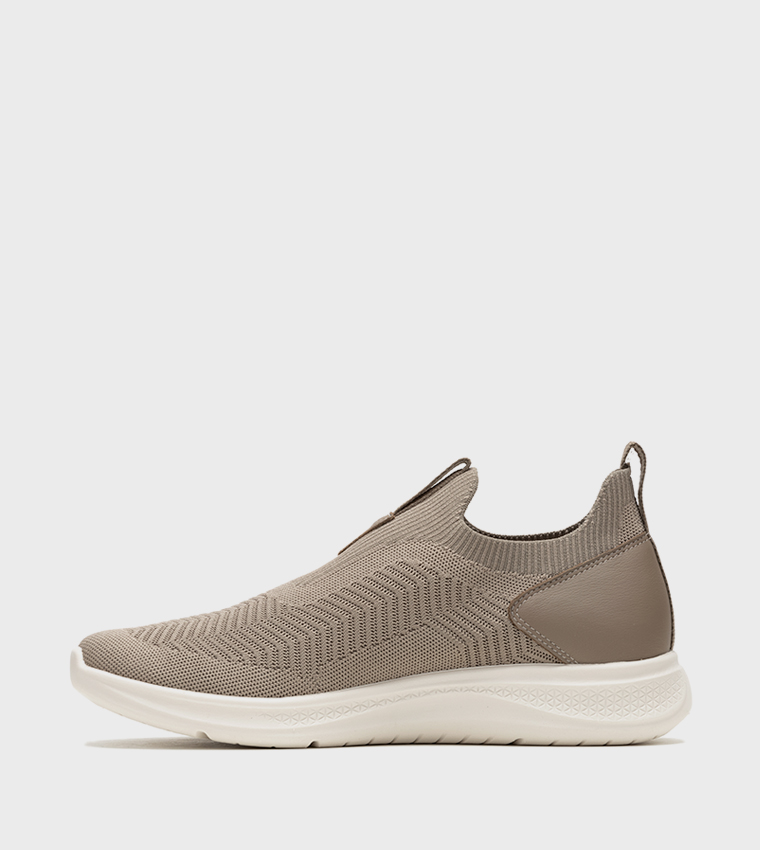 ELEVATE Round Toe Slip-On Shoes