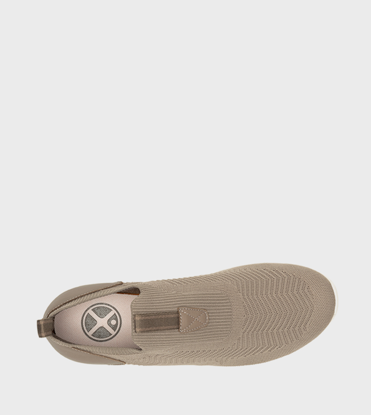 ELEVATE Round Toe Slip-On Shoes