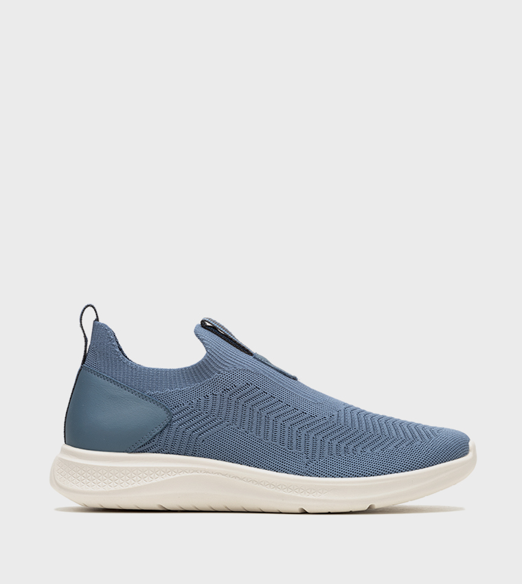 ELEVATE Round Toe Slip-On Shoes