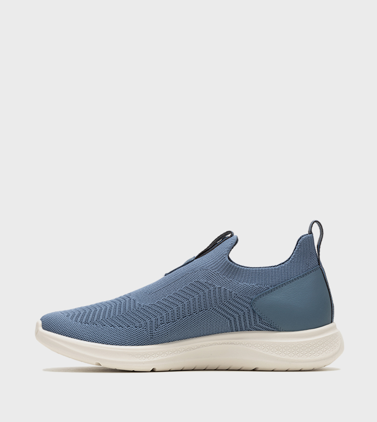 ELEVATE Round Toe Slip-On Shoes