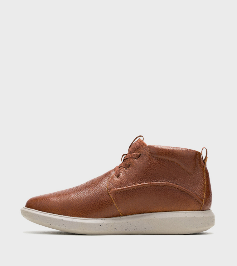 NILES CHUKKA Lace-Up Boots