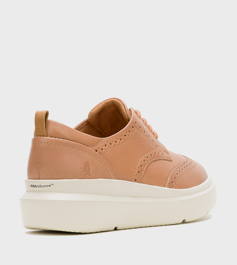 JOY WINGTIP Casual Brogues