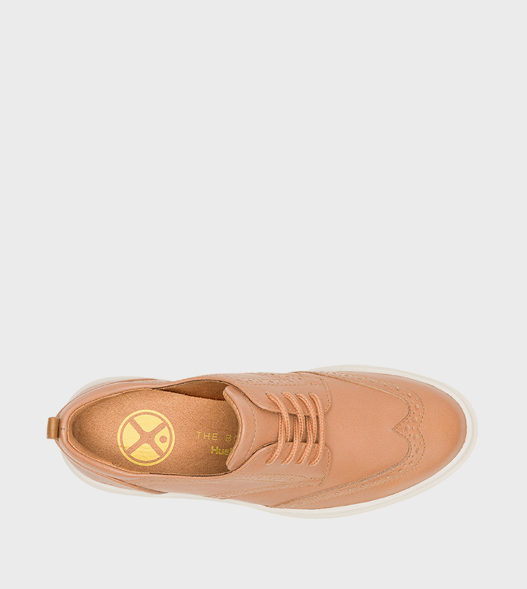 JOY WINGTIP Casual Brogues