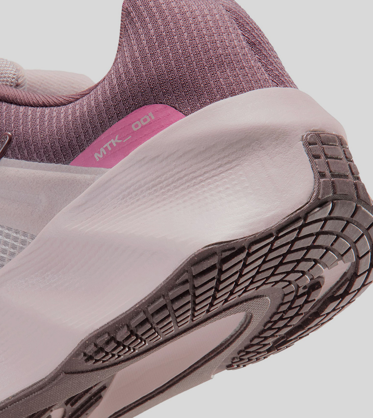 METRO TEK Runner Sneakers