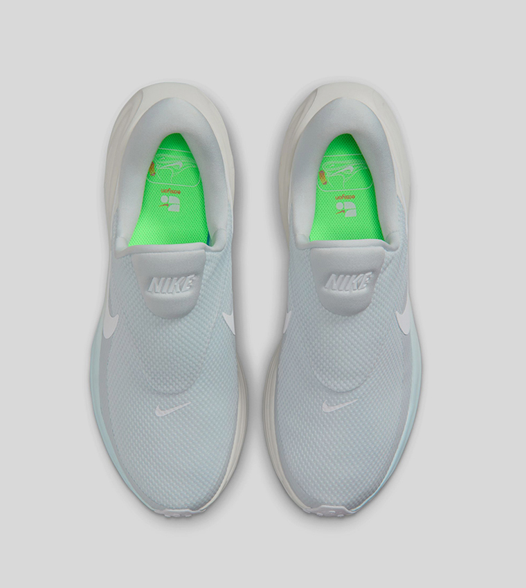 REVOLUTION 8 EASYON Slip-On Shoes