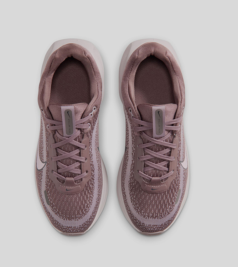 حذاء جري ستيلار رايد بشعار